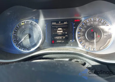 2015 Chrysler 200 Limited z USA, uszkodzony, nr VIN 1C3CCCAB9FN640407